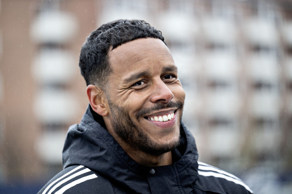 Mathias Zanka Jørgensen smiler