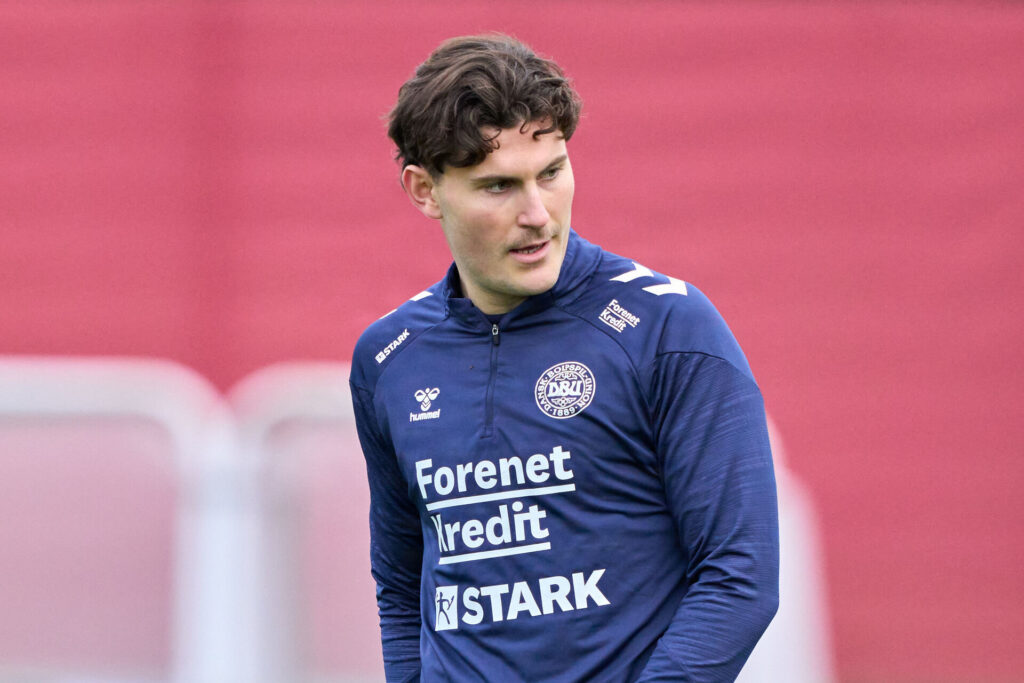 Jonas Wind til træning forud landskampe