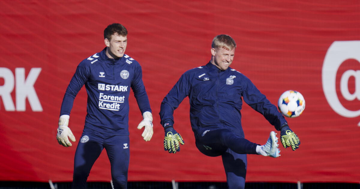 Schmeichel hilste på afløseren: – Fantastiske mennesker Foto: Liselotte Sabroe/Ritzau Scanpix