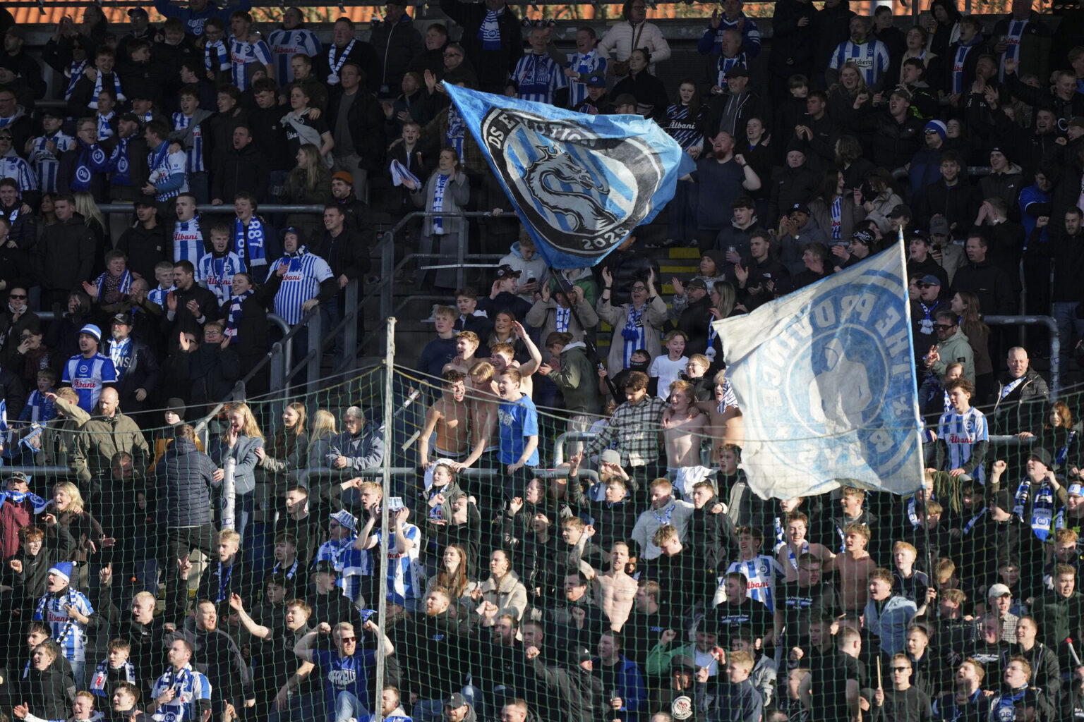 FCK-fans smed romerlys foran politiet på Fyn