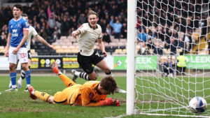 Ben Waine scorer et mål mod Sunderland