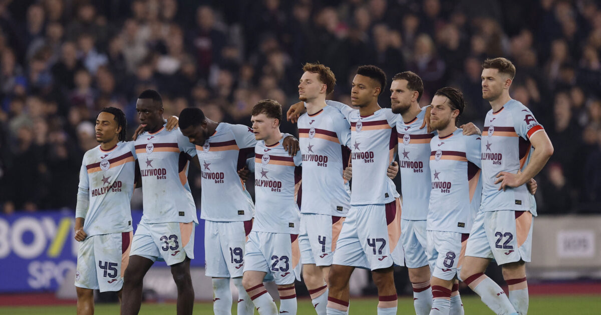 Panenka-kiks blev dyrt: Brentford-træner støtter vovehals Foto: Action Images via Reuters/Andrew