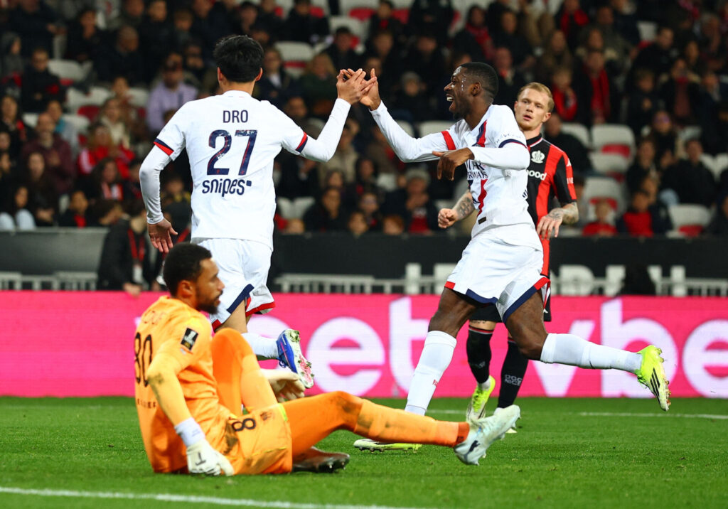 Dro Fernández, Ousmane Dembélé