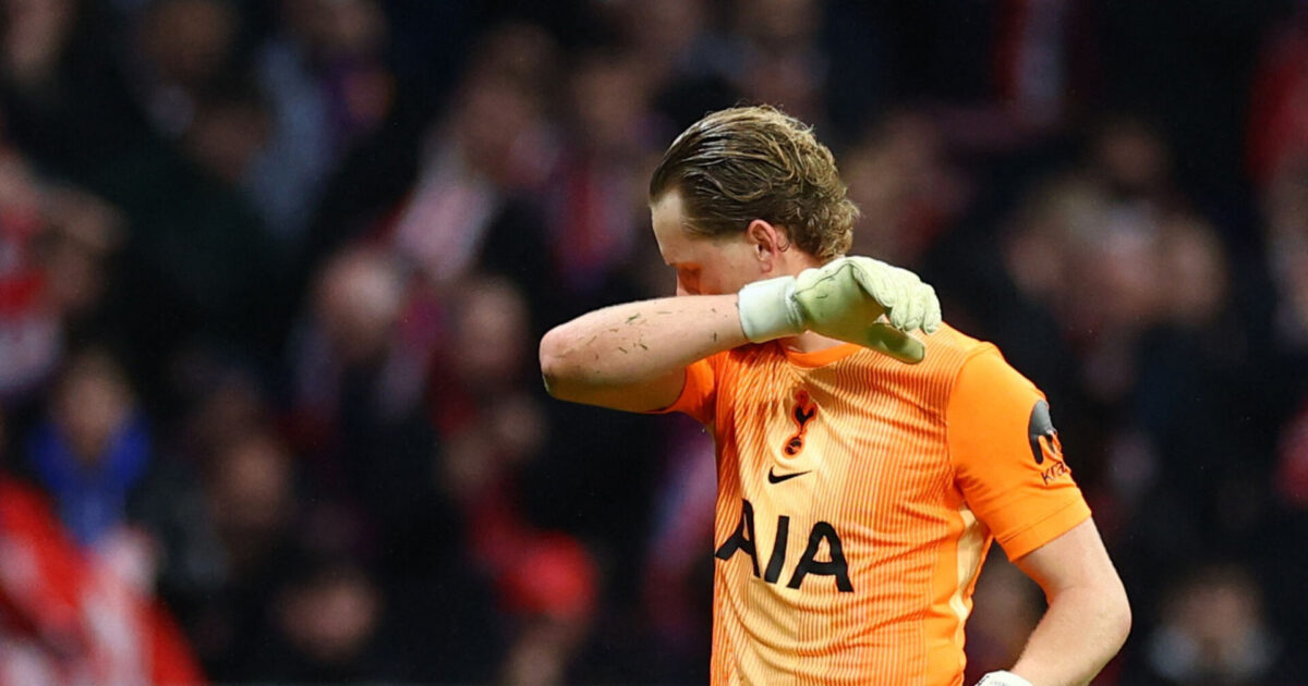 Flået ud efter et kvarter: Nu får han støtte fra De Gea Foto: Ritzau Scanpix/REUTERS