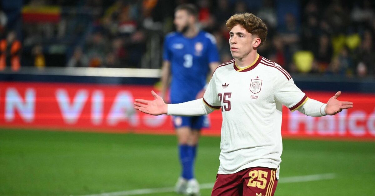 Ung spansk angriber på tavlen i første landskamp Foto: Jose Jordan/AFP/Ritzau Scanpix