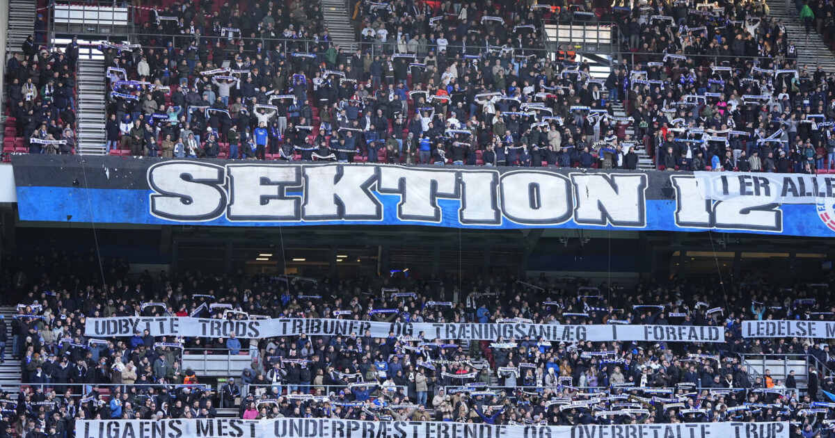 Se videoen: FCK-fans revser spillerne efter slutfløjt Foto: Claus Bech/Ritzau Scanpix