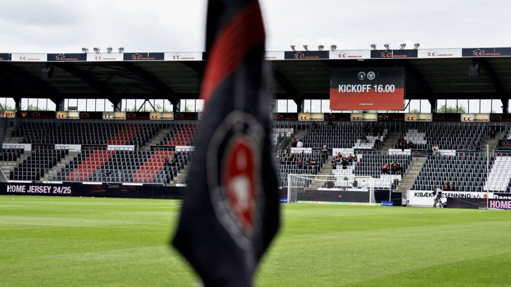 FC Midtjylland: Hjørneflag på MCH Arena