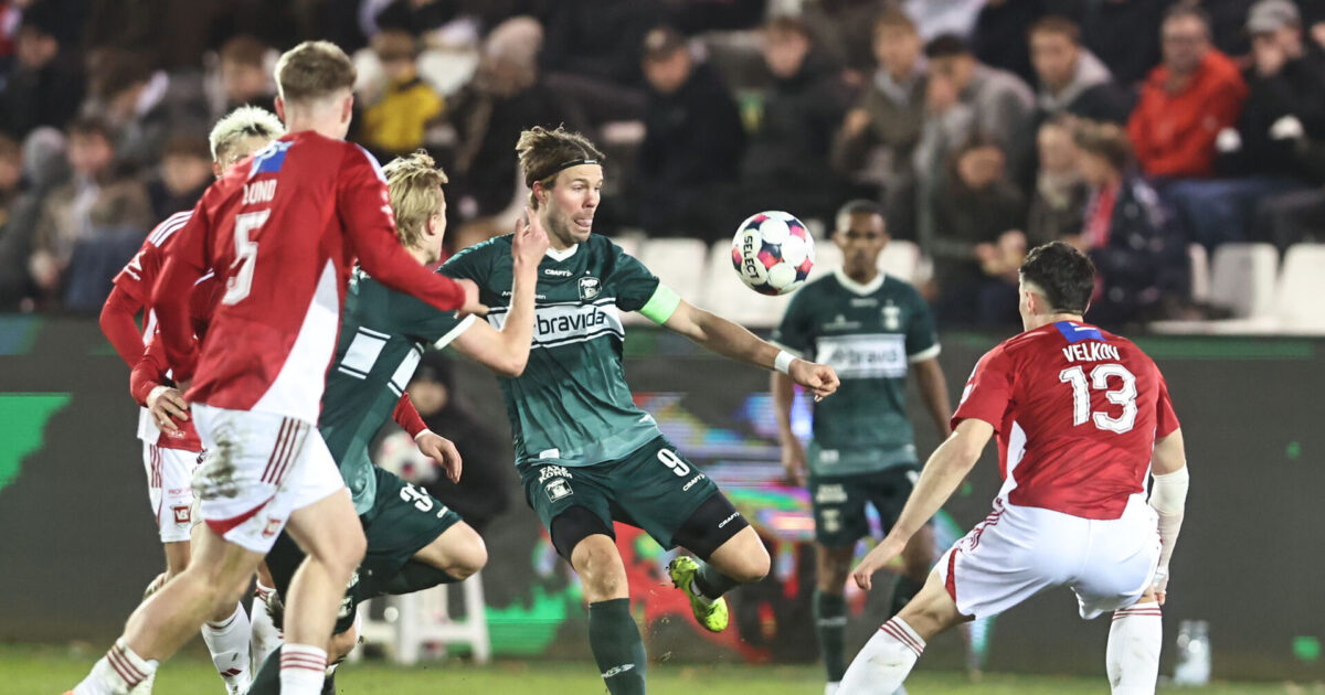 Den danske transfer-strategi er slået fejl Superligakampen mellem Vejle Boldklub og AGF på Vejle Stadion søndag den 1. marts 2026.