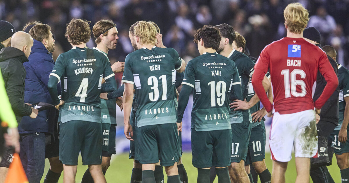 Pyroshow i Vejle mod AGF koster bøde Foto: Mikkel Berg Pedersen/Ritzau Scanpix