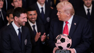 Donald Trump møder Lionel Messi i det Hvide Hus.