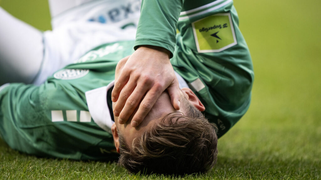 Oliver Bundgaard i smerte