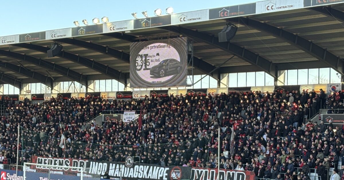 Se billedet her: FCM-fans siger fra Foto: Troels Bager Thøgersen