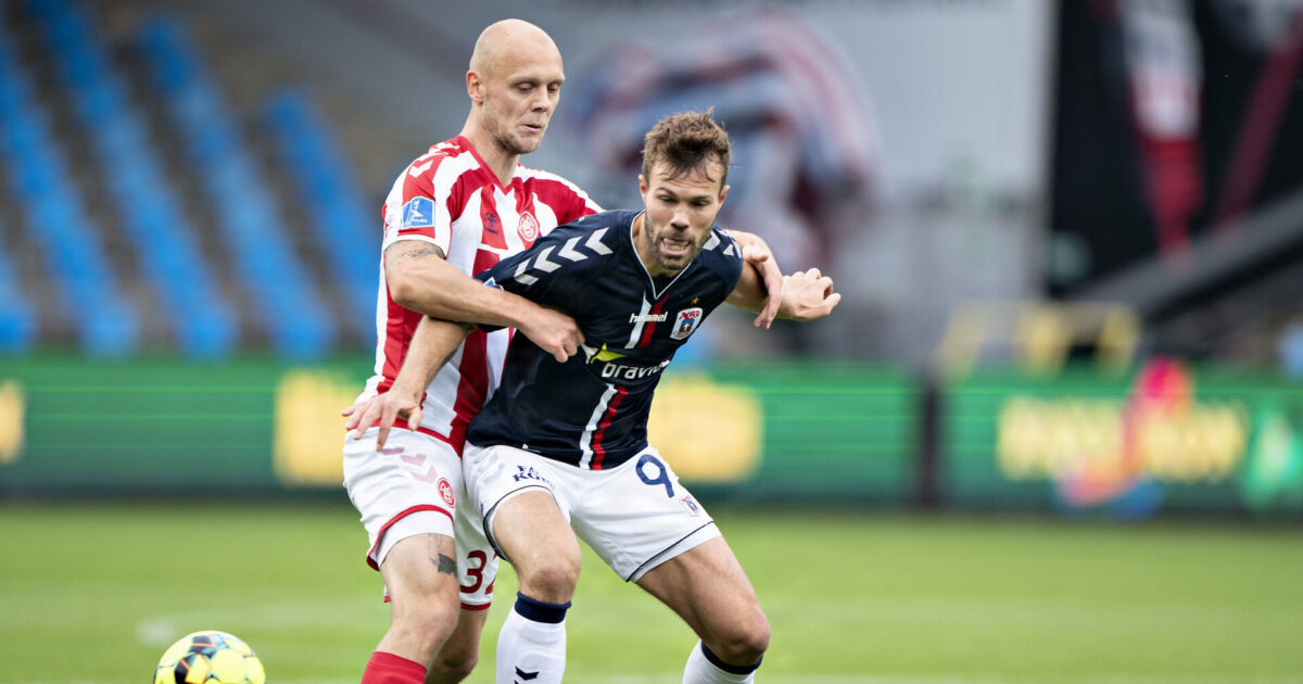 En kontrakt med AaB? “Jeg stiller i hvert fald op” Foto: Henning Bagger/Ritzau Scanpix
