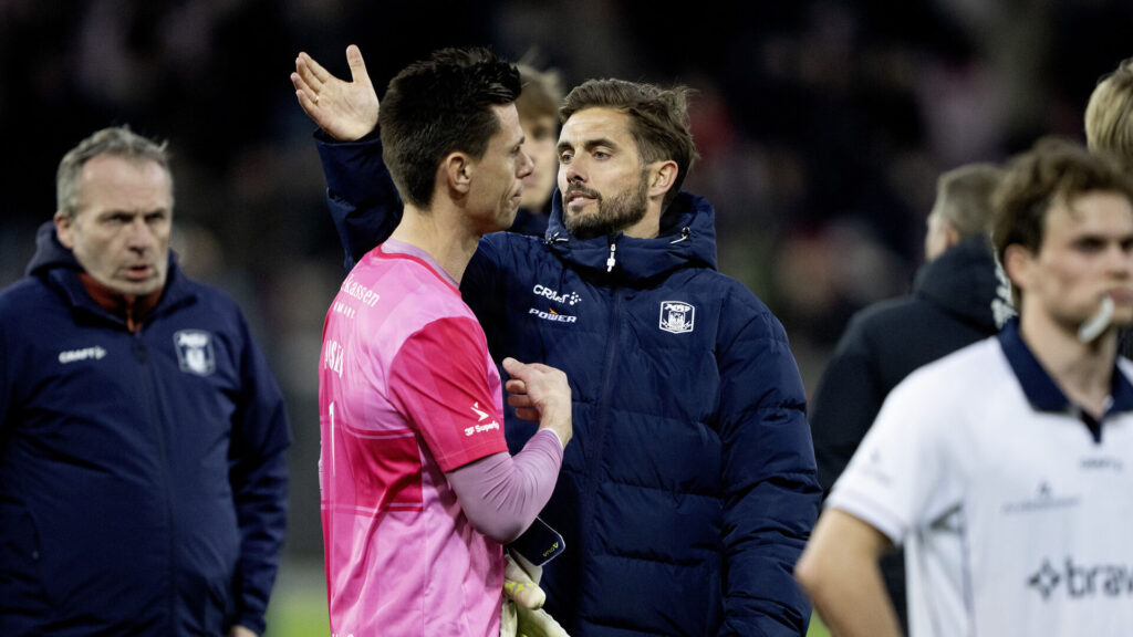 AGF's cheftræner Jakob Poulsen