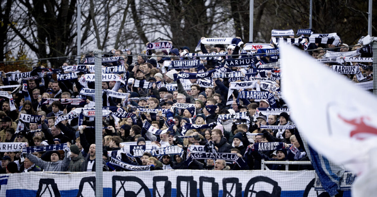 AGF-fangruppe med skarp kritik mod politiet Foto: Bo Amstrup/Ritzau Scanpix