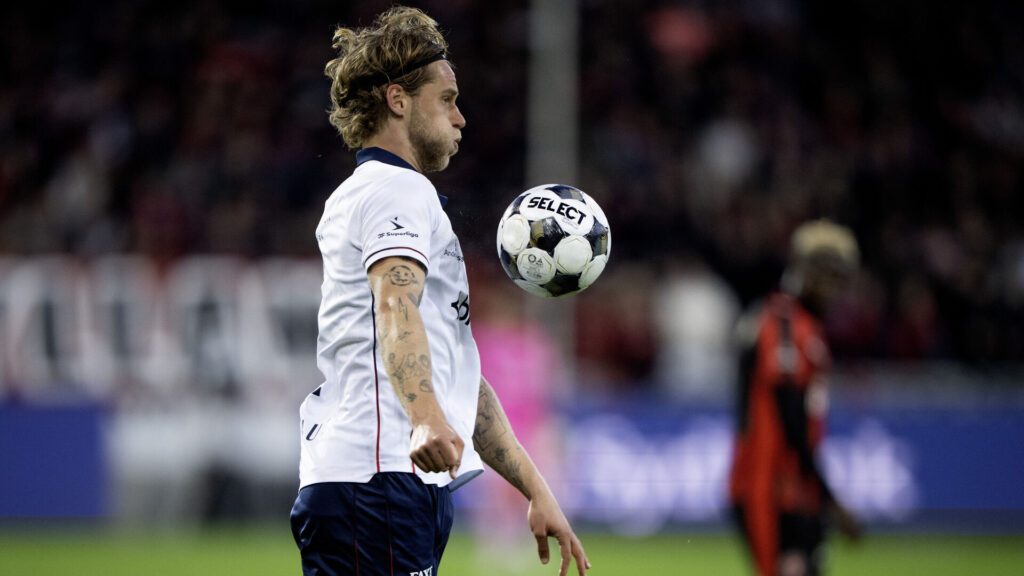 AGF's Felix Beijmo under opgøret med FC Midtjylland