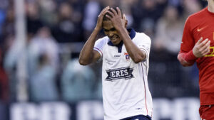 Gift Links ærgrer sig