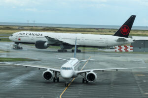 Fly i lufthavnen i Vancouver.
