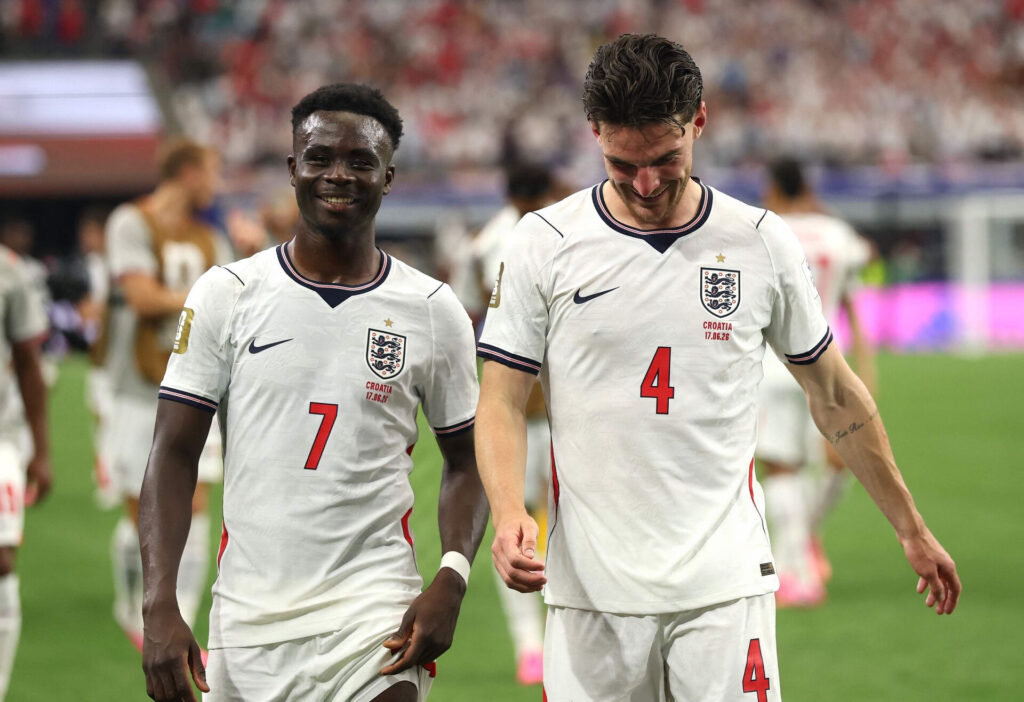 Bukayo Saka og Declan Rice.