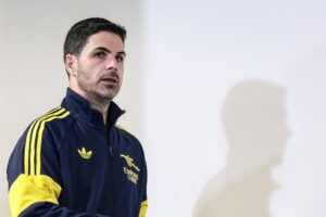 Mikel Arteta går.