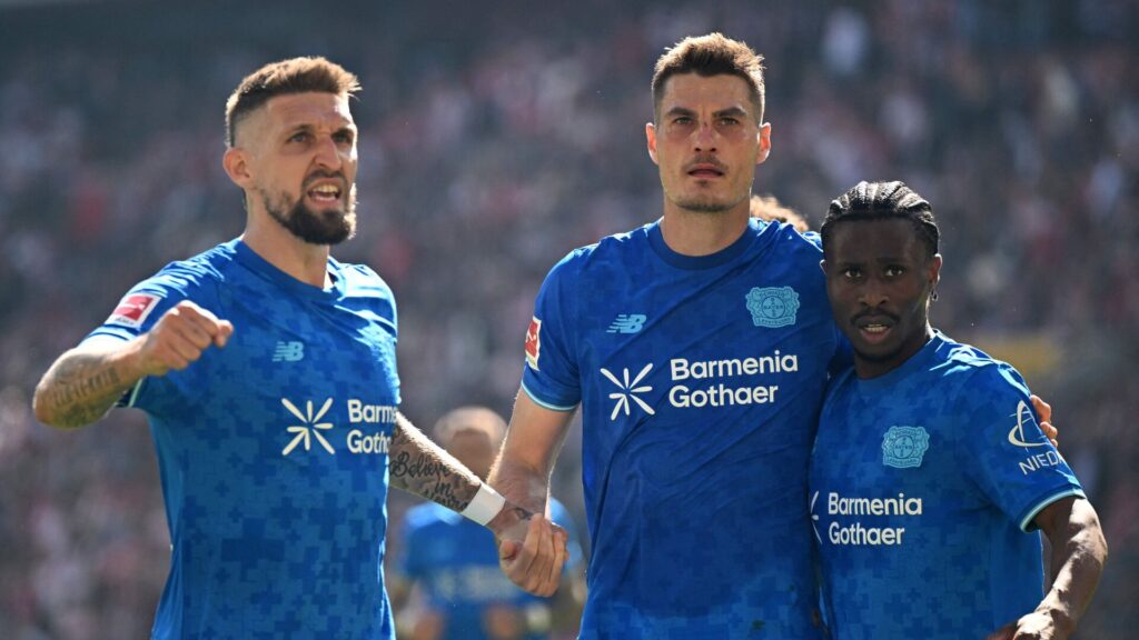 Andrich, Schick og Tella jubler efter scoring.