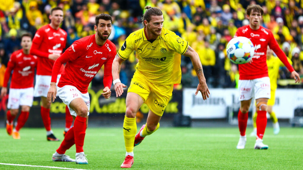 Kasper Høgh spiller for Bodø/Glimt imod Brann