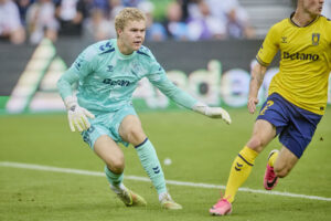 Brøndby målmand William Sonne-Schmidt i sin debut mod AGF