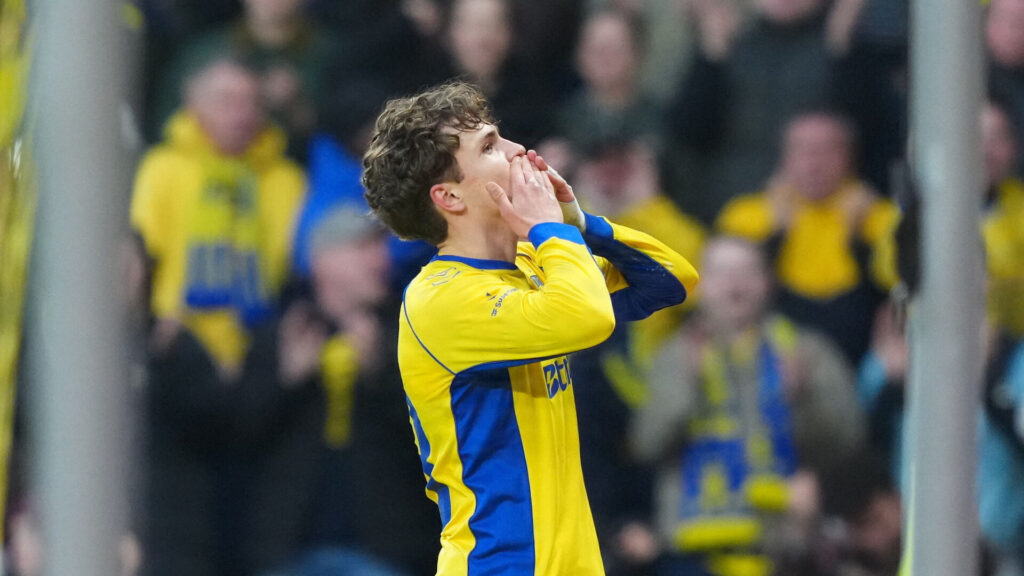 Jacob Ambæk fejrer sin scoring mod Sønderjyske