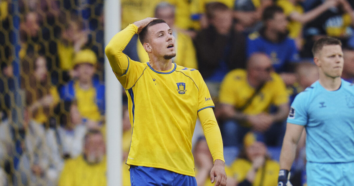 Tilbage efter otte måneder: ‘Har været frustreret og sur’ Brøndbys Jordi Vanlerberghe scorer selvmål under den 1. semifinale i DBU Pokalen mellem Brøndby og Silkeborg på Brøndby Stadion onsdag den 30. april 2025