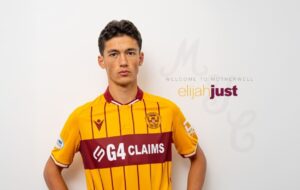 Elijah Just i sit præsentationsbillede i skotske Motherwell.