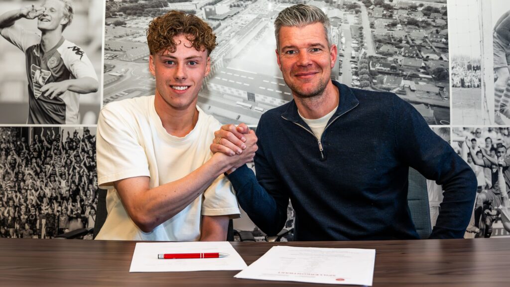 Emil Monrad forlænger sin kontrakt med Viborg FF