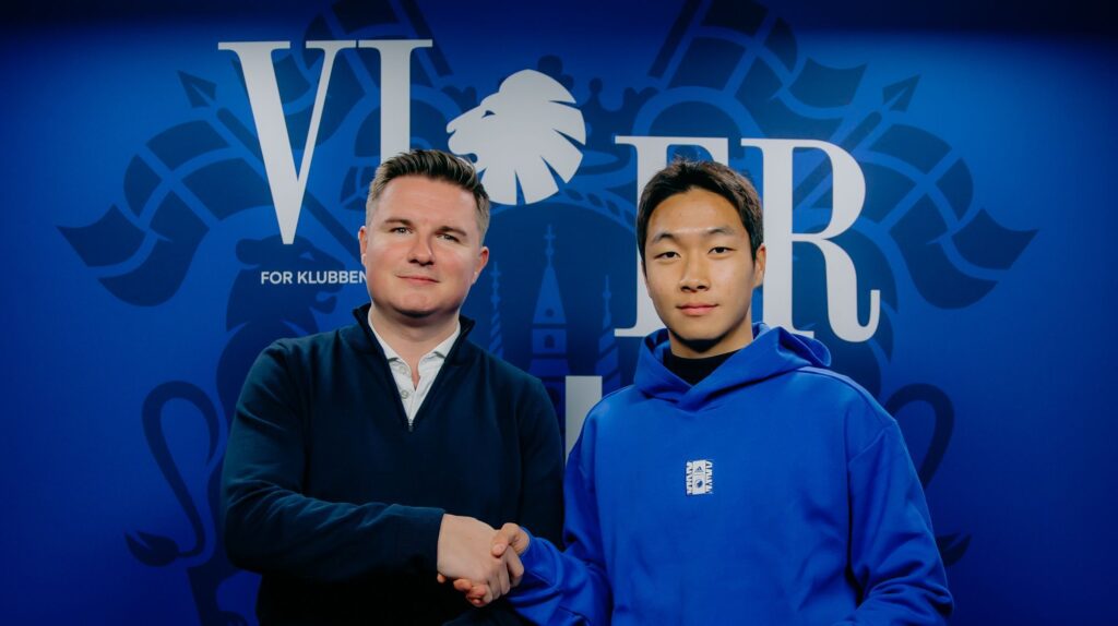 Kyung-Hyun Lee præsenteres i FC KØbenhavn