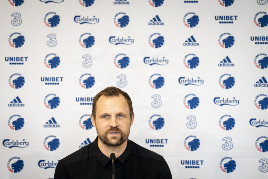 Bo Svensson under pressemøde