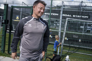Thomas Nørgaard tsom smiler til Brøndbys træninhg