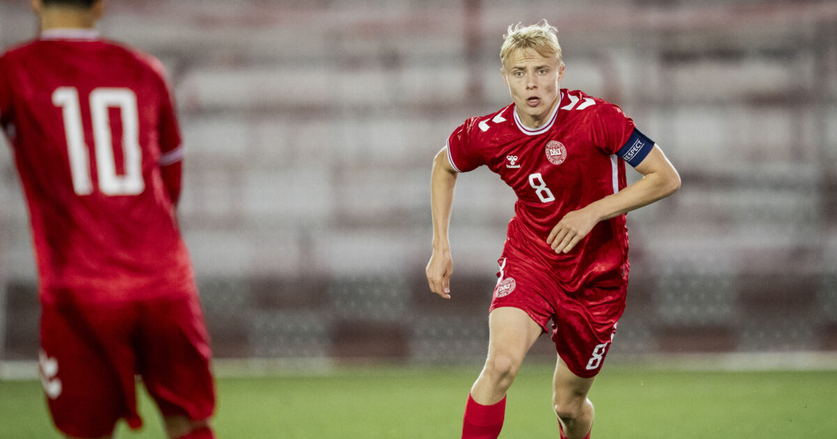 Højlund-missil sender danskere tættere på nedrykning Foto: Sebastian Elias Uth/Ritzau Scanpix