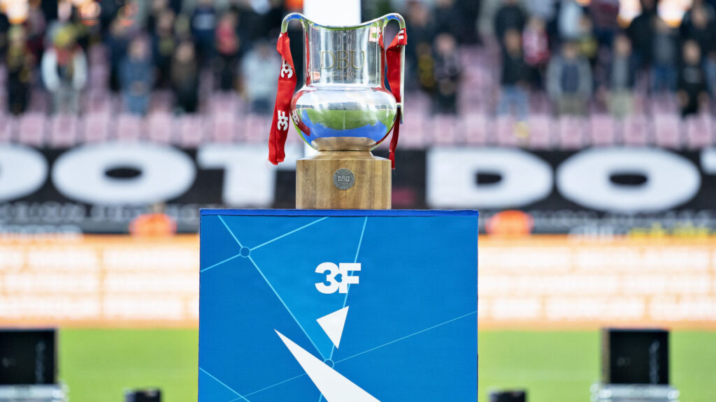 DBU-pokalen sår klar på podiet