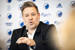 Lausen under pressemøde