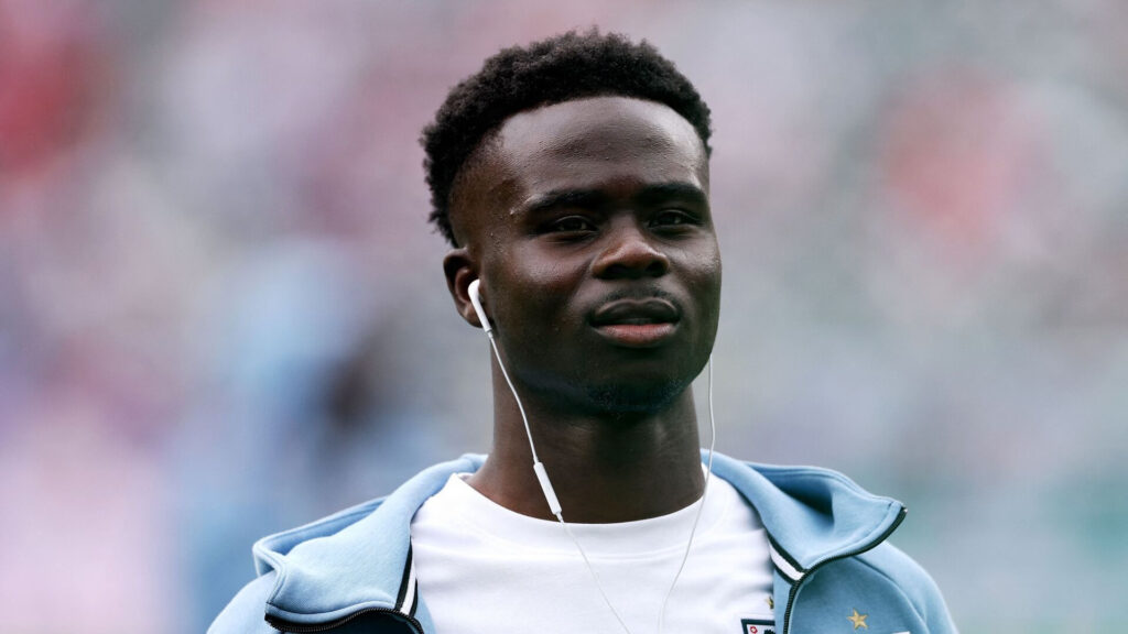 Bukayo Saka i en england-træningstrøje