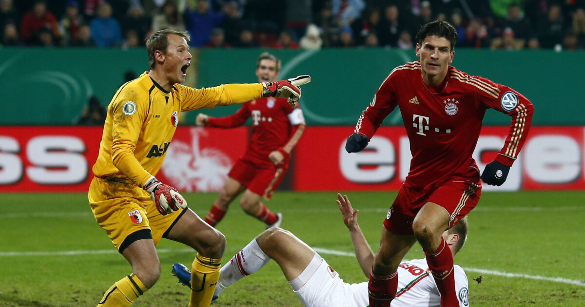 Chok i Østrig: Tidligere landsholdsspiller død i bilulykke Foto: Michael Dalder (GERMANY - Tags: SPORT SOCCER) DFB RULES PROHIBIT USE IN MMS SERVICES VIA HANDHELD DEVICES UNTIL TWO HOURS AFTER A MATCH AND ANY USAGE ON INTERNET OR ONLINE MEDIA SIMULATING VIDEO FOOTAGE DURING THE MATCH/REUTERS