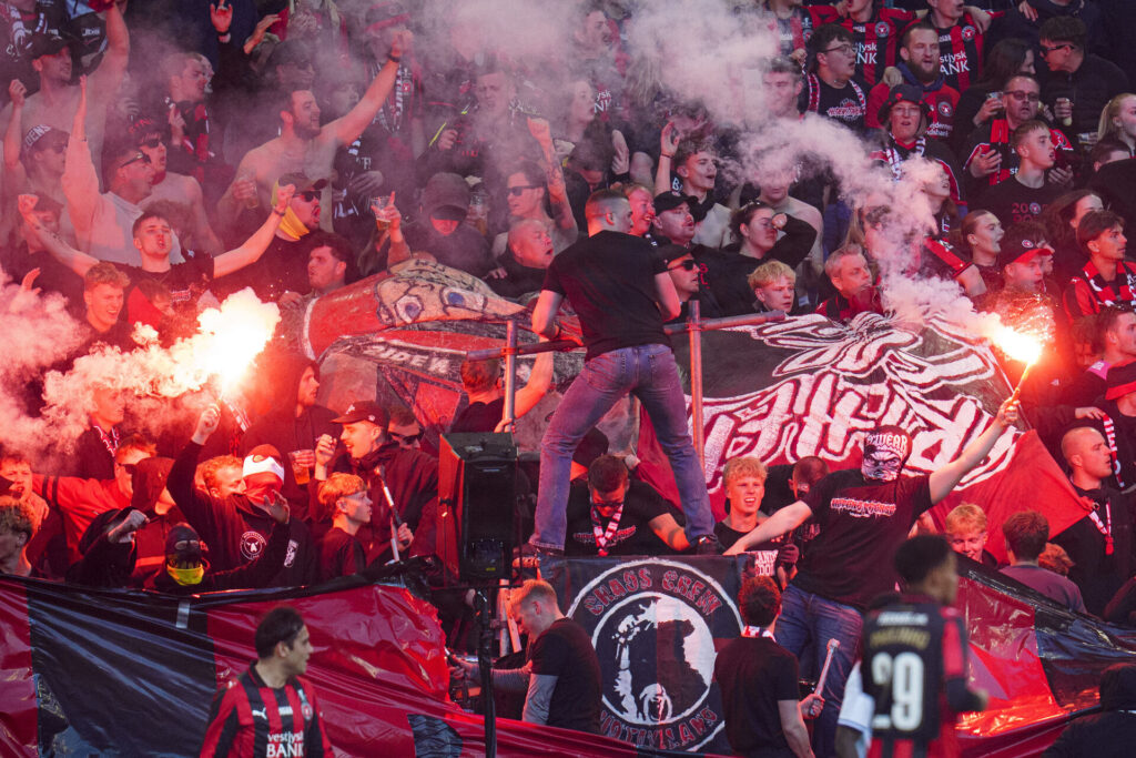 FC Midtjylland fans under pokalfinalen.