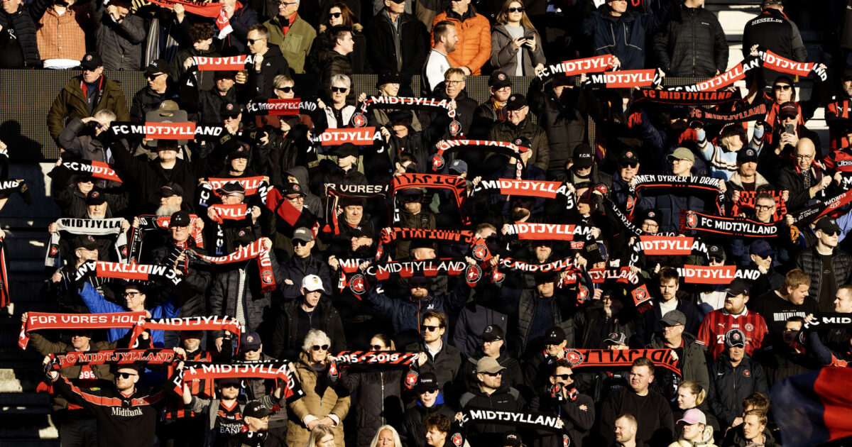 Efter guldduel i Aarhus – FCM tildeler tilskuer karantæne Foto: Bo Amstrup/Ritzau Scanpix