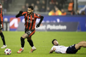 Junior Brumado på bolden for FCM.
