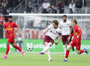 Mads Bech