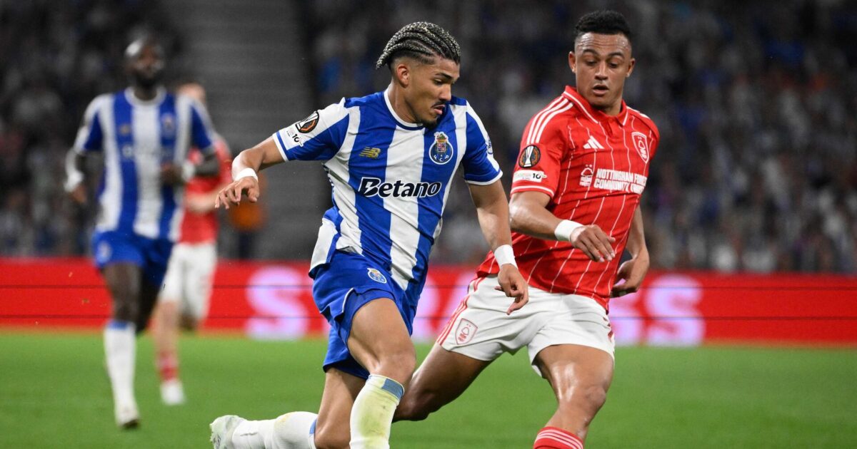 FCM-bødler får uafgjort efter bizart selvmål Foto: Miguel Riopa/AFP/Ritzau Scanpix