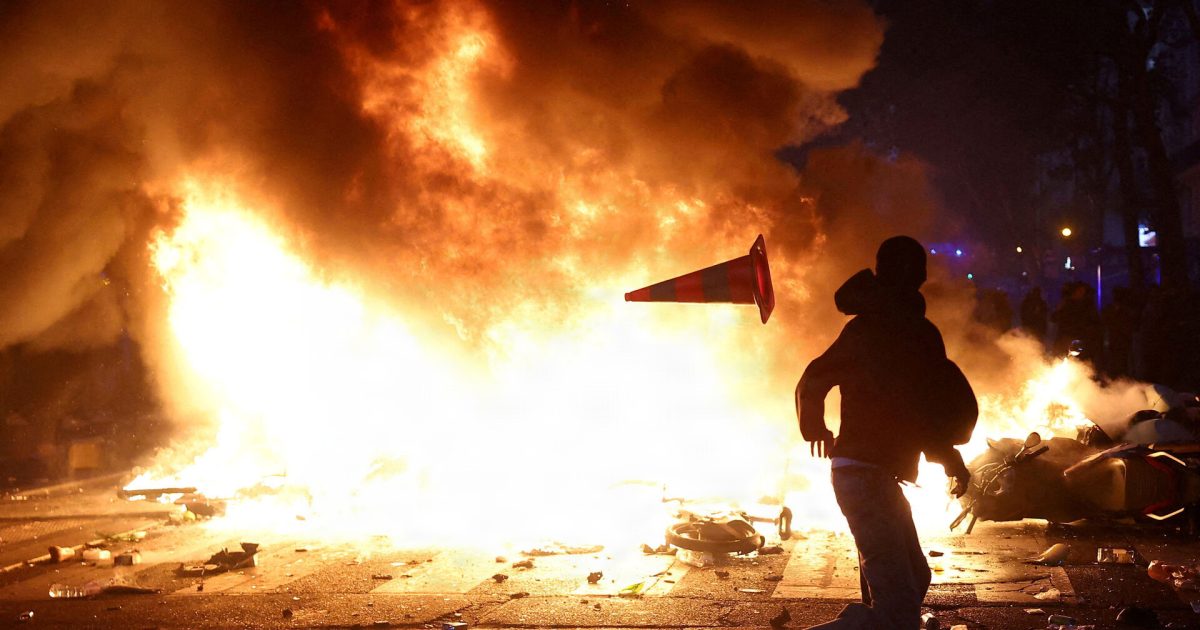 LIVE: Kaos! Storkamp udsat efter vold og optøjer Foto: Abdul Saboor/REUTERS