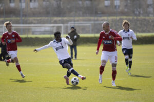 James Bogere i reserveholdskamp for AGF