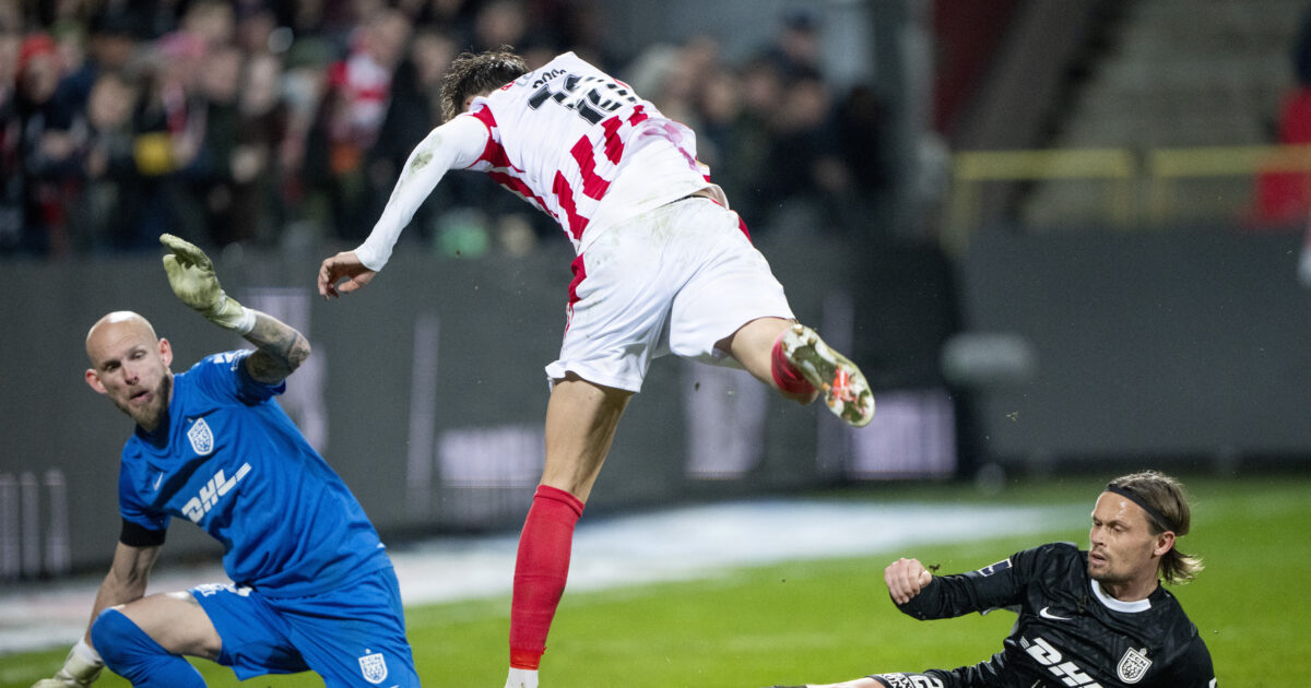 Efter klubkøb: AaB ryger snart på danske hænder Foto: Bo Amstrup/Ritzau Scanpix