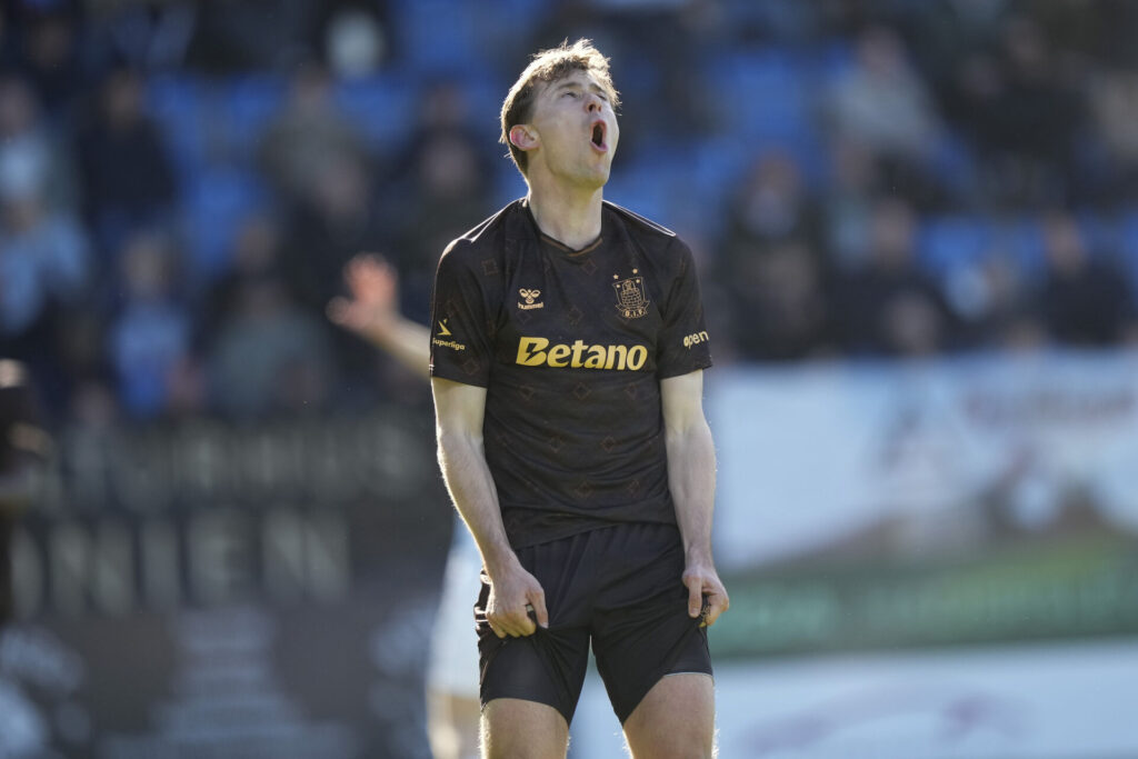 Mads Frøkjær tydeligt frustreret.