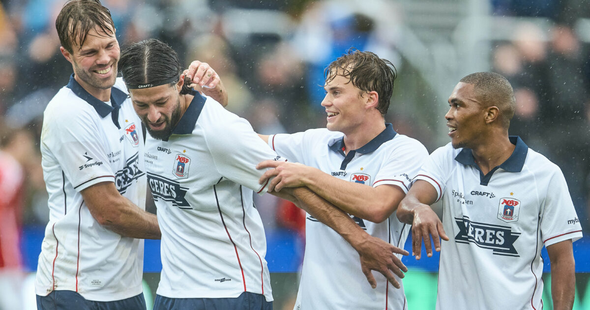 AGF-profilers store VM-duel: Han har fortalt os lidt Mål af AGFs Kevin Yakob under superligakampen mellem AGF og Silkeborg IF på Ceres Park Vejlby i Aarhus søndag den 5. oktober 2025.