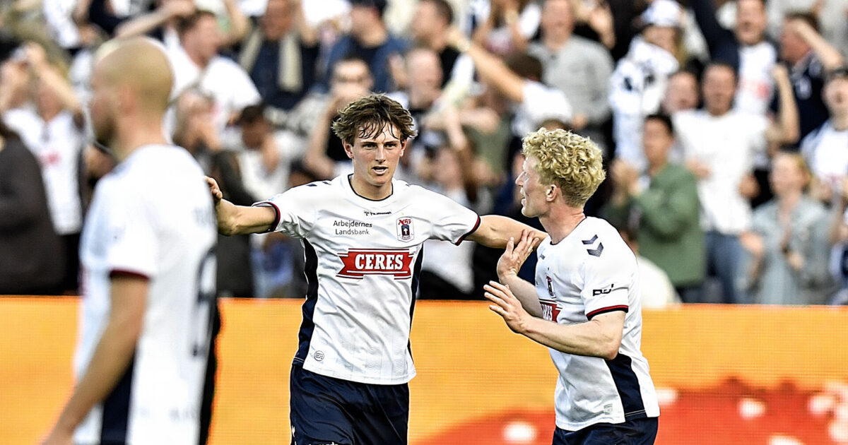 Tårer i øjnene: Tidligere BIF- og AGF-kant forlader banen Foto: Ernst Van Norde/Ritzau Scanpix